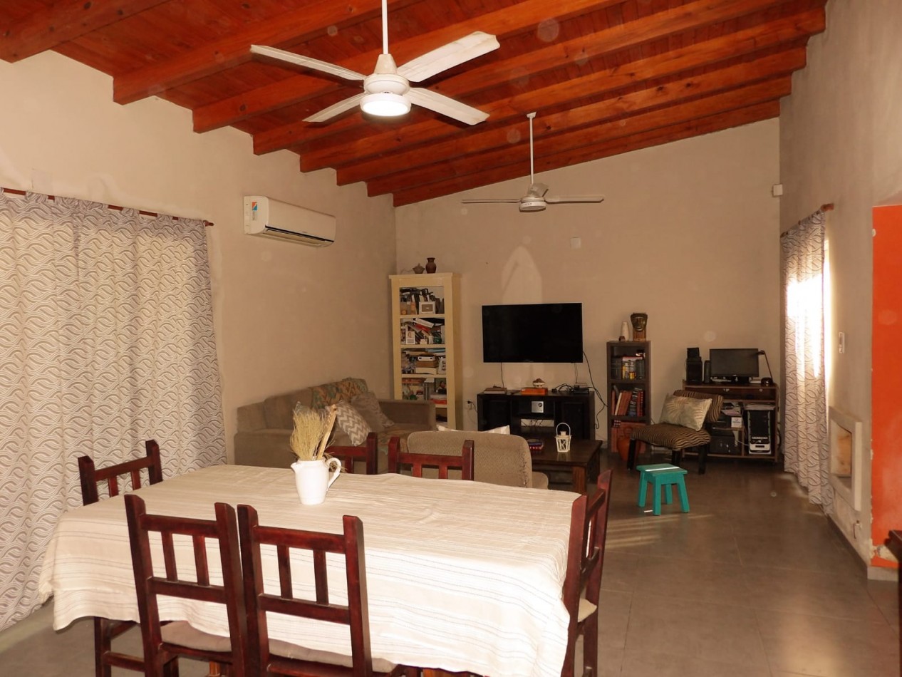 VENTA - CASA 2 HABITACIONES -BARRIO SOLVENCIA SAN BENITO