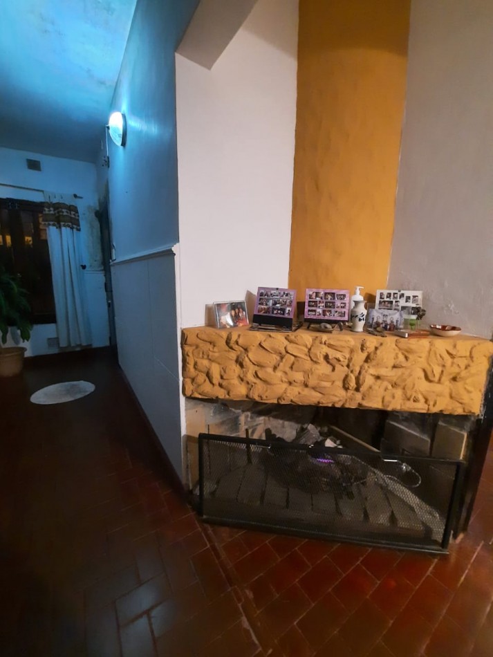 VENTA - CASA 2 HABITACIONES - ZONA BARRIO SANTA LUCIA