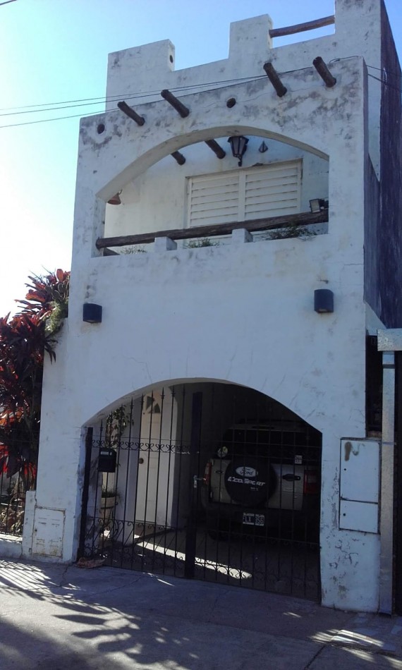 VENTA - CASA 3 HABITACIONES - BLAS PARERA