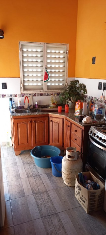 VENTA - CASA 2 HABITACIONES A METROS DE ZANNI
