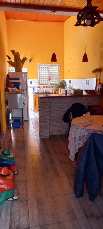 VENTA - CASA 2 HABITACIONES A METROS DE ZANNI