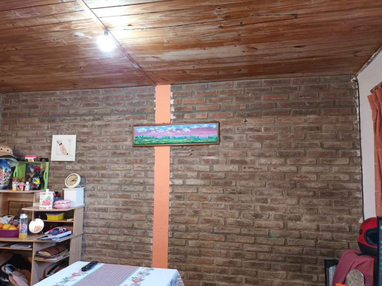 VENTA - CASA 2 HABITACIONES - ZONA SAN BENITO