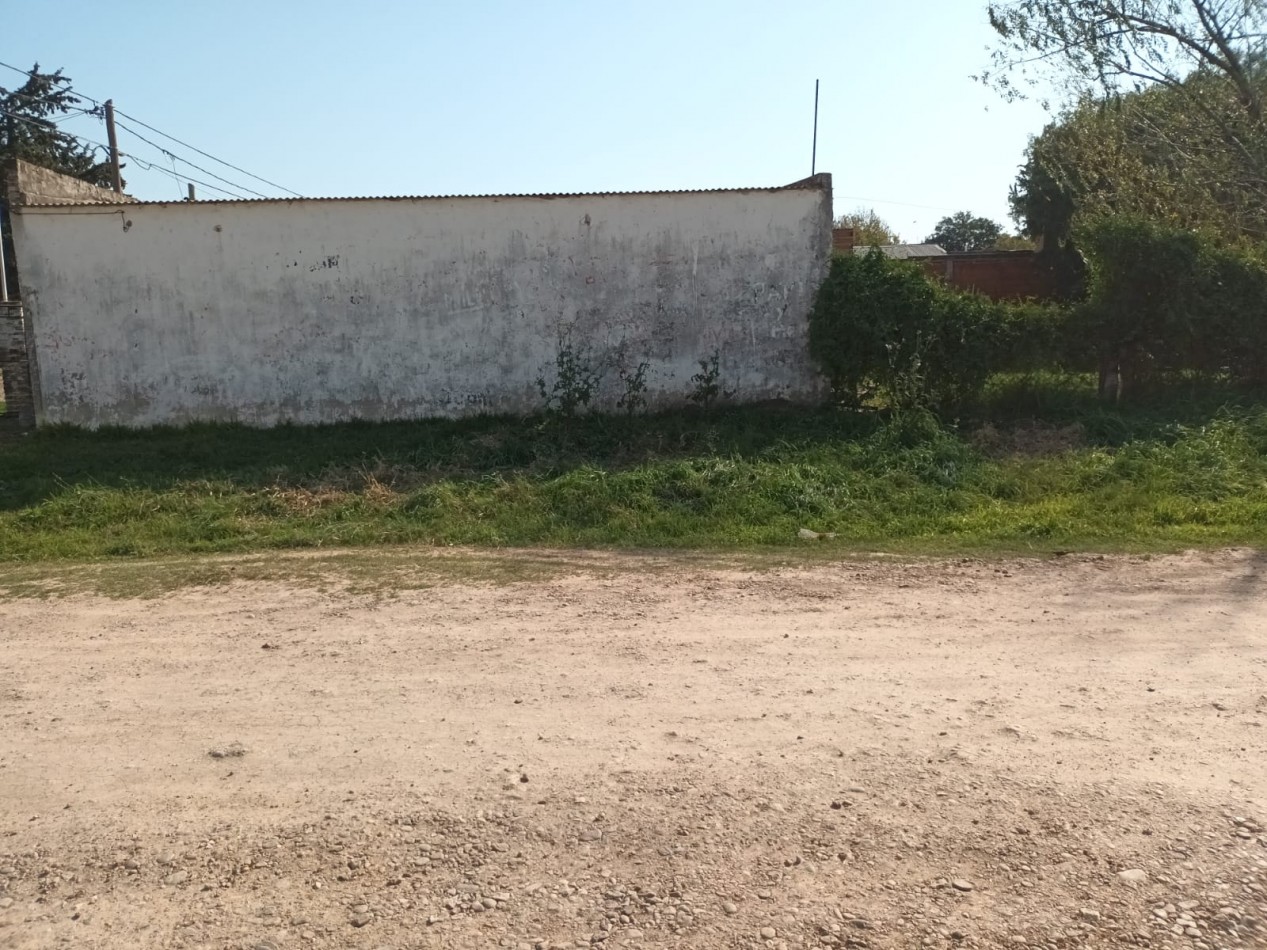 VENTA - CASA 2 HABITACIONES - ZONA SAN BENITO