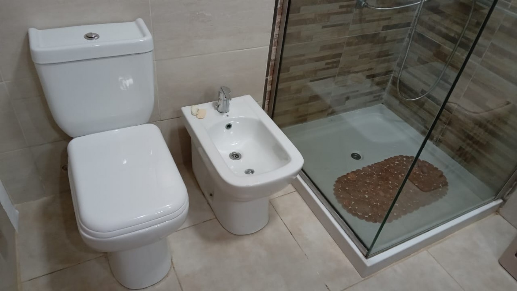 VENTA - CASA 4 HABITACIONES - ZONA SANTA LUCIA
