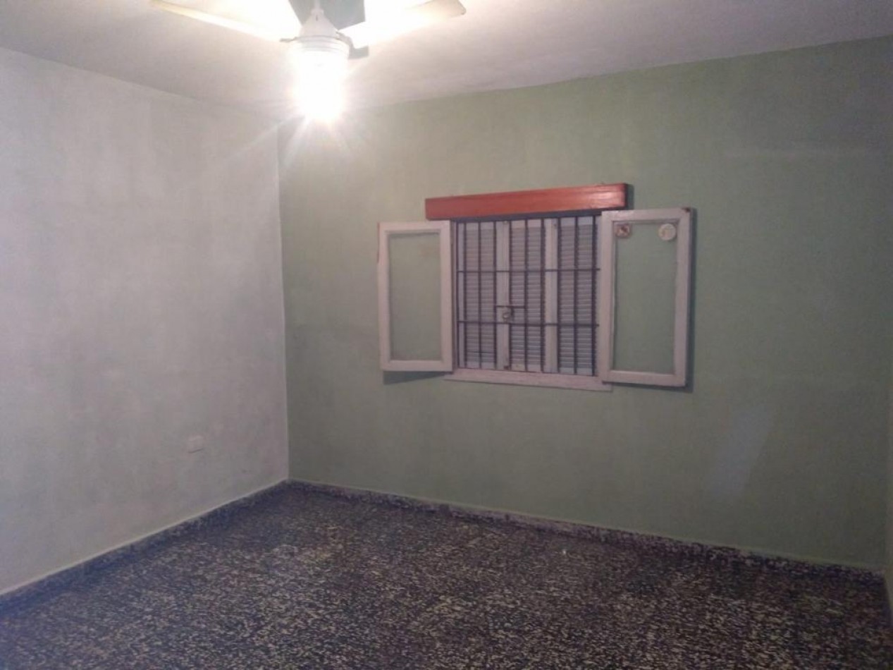 VENTA - DOS CASAS EN PH