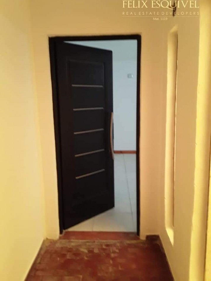 VENTA - CASA 2 HABITACIONES - ZONA PARQUE
