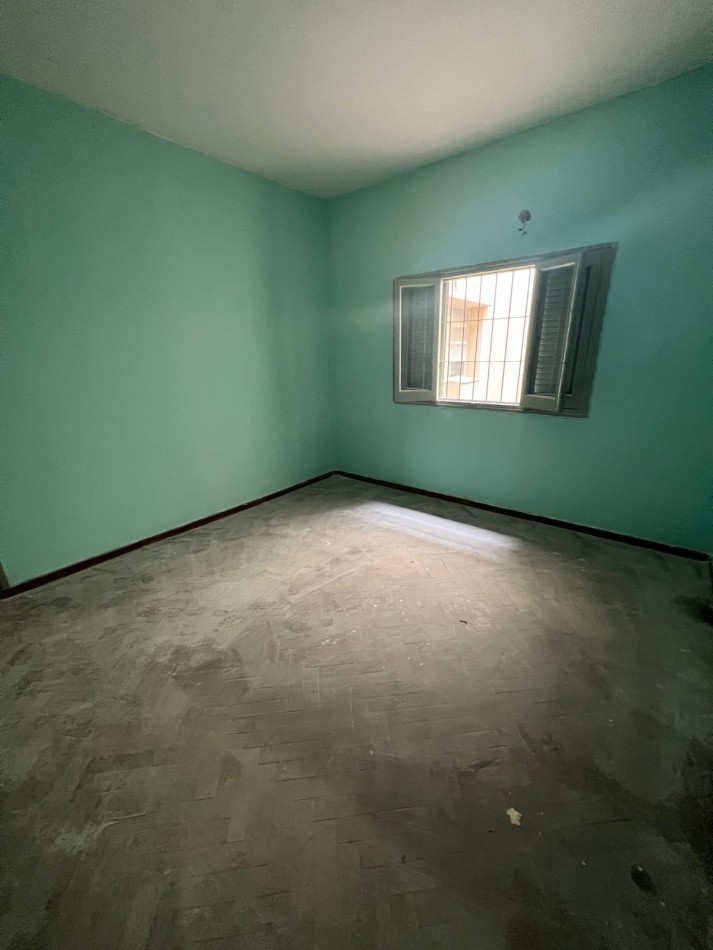 ALQUILER - CASA POSIBILIDAD USO COMERCIAL - ZONA CENTRO / PARQUE