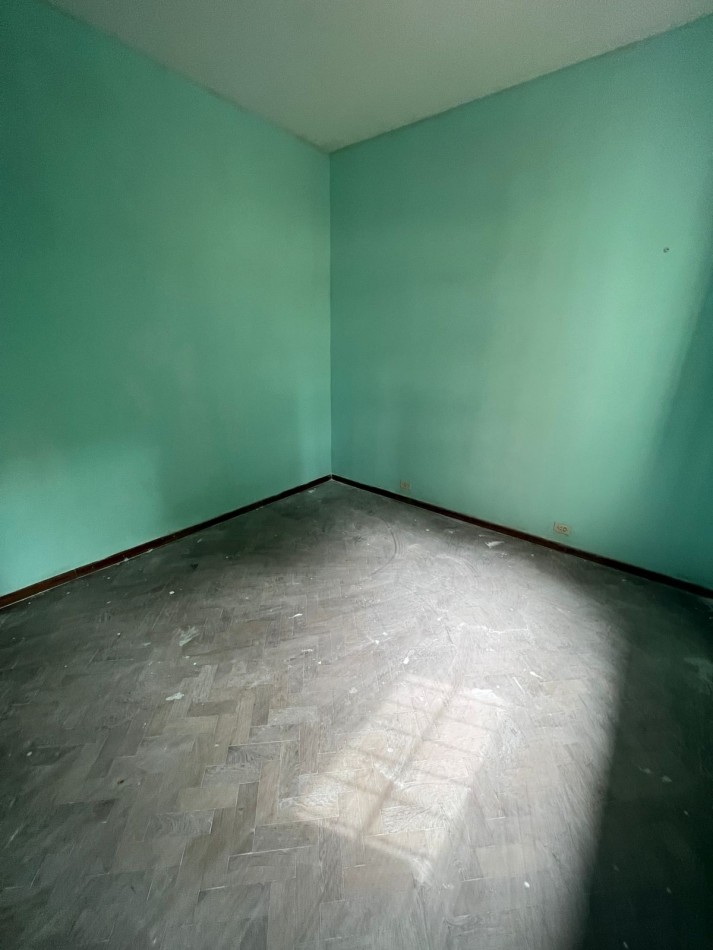 ALQUILER - CASA POSIBILIDAD USO COMERCIAL - ZONA CENTRO / PARQUE