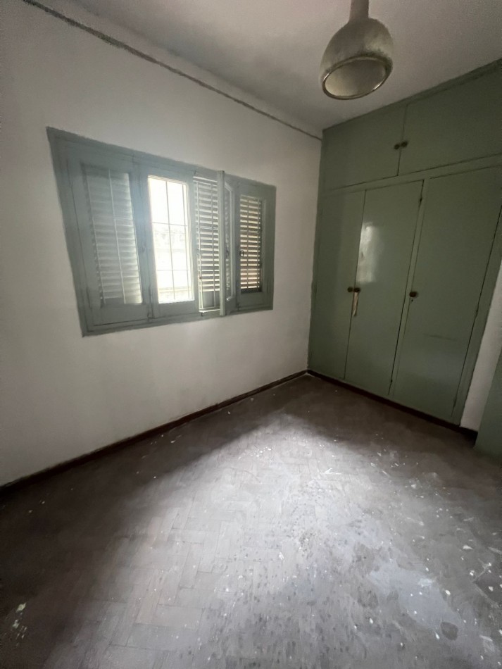 ALQUILER - CASA POSIBILIDAD USO COMERCIAL - ZONA CENTRO / PARQUE