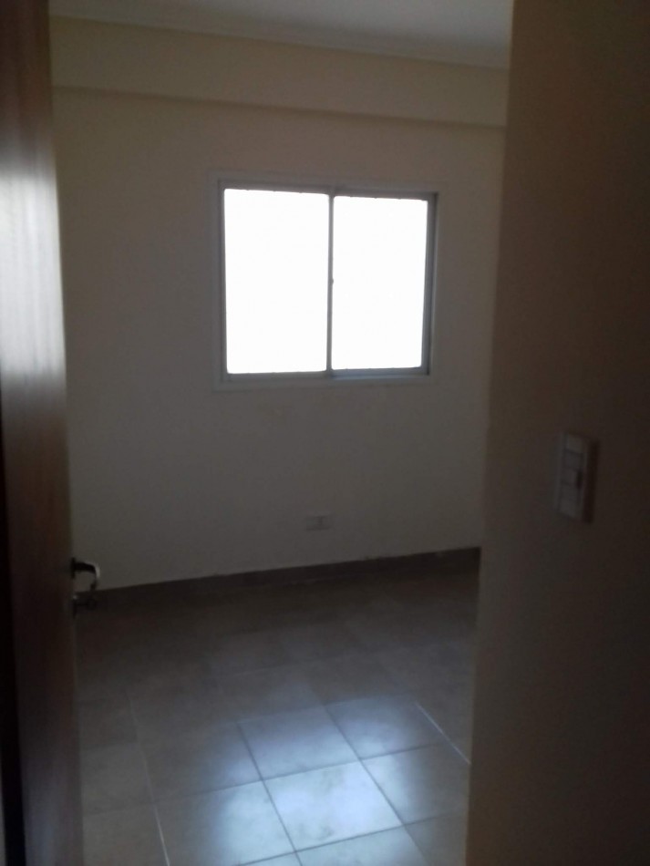 VENTA - DEPARTAMENTO 3 AMBIENTES - ZONA EX HIPODROMO