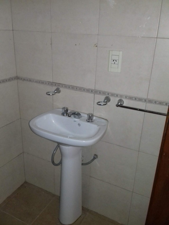VENTA - DEPARTAMENTO 3 AMBIENTES - ZONA EX HIPODROMO