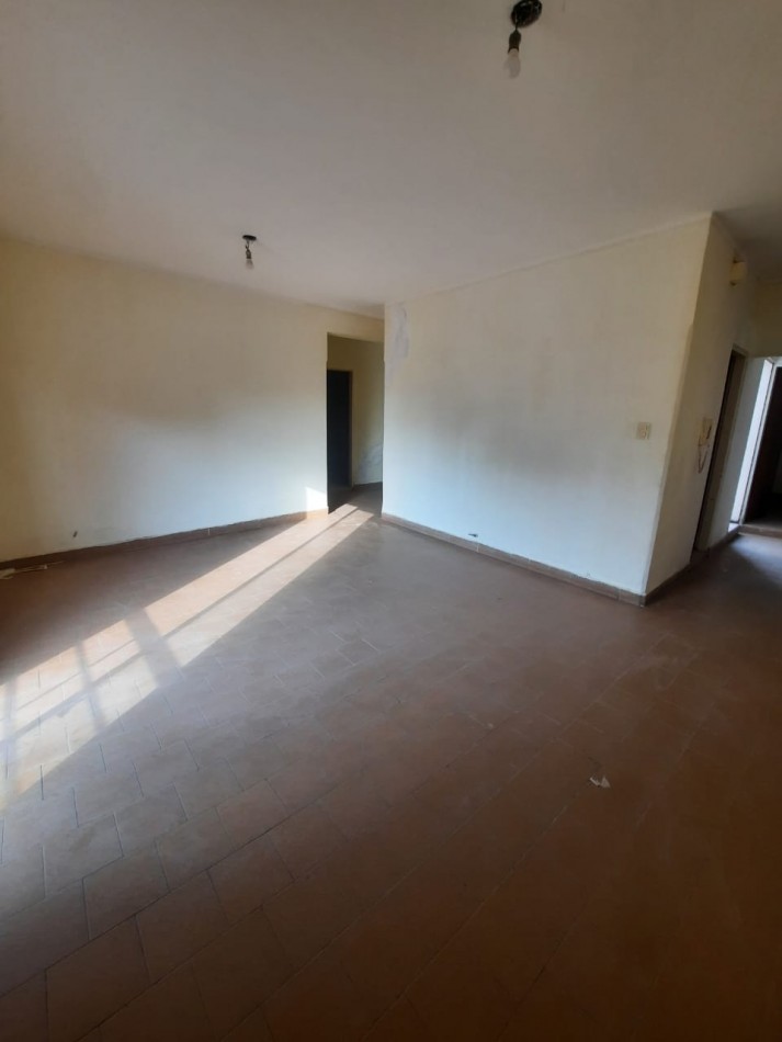 VENTA - PH 4 AMBIENTES - ZONA RAMIREZ & 25 DE MAYO