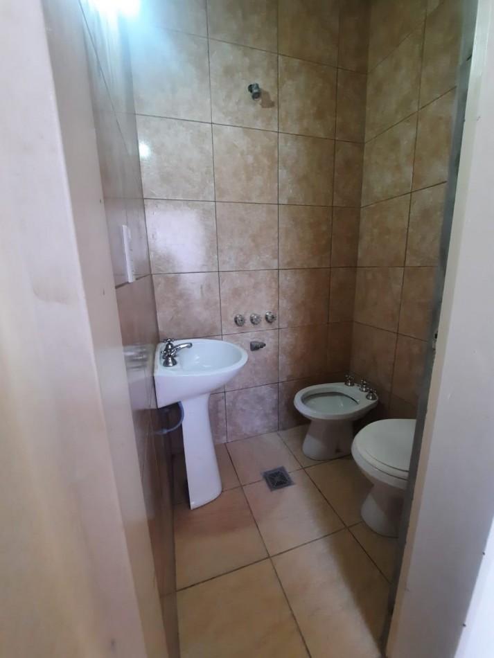 VENTA - PH 4 AMBIENTES - ZONA RAMIREZ & 25 DE MAYO