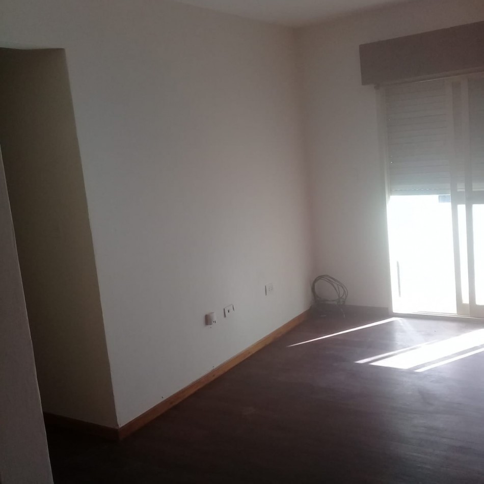 VENTA - DEPARTAMENTO 3 AMBIENTES - ZONA PARQUE
