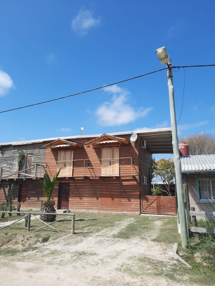 VENTA - CASA QUINTA - ZONA LA JUANITA