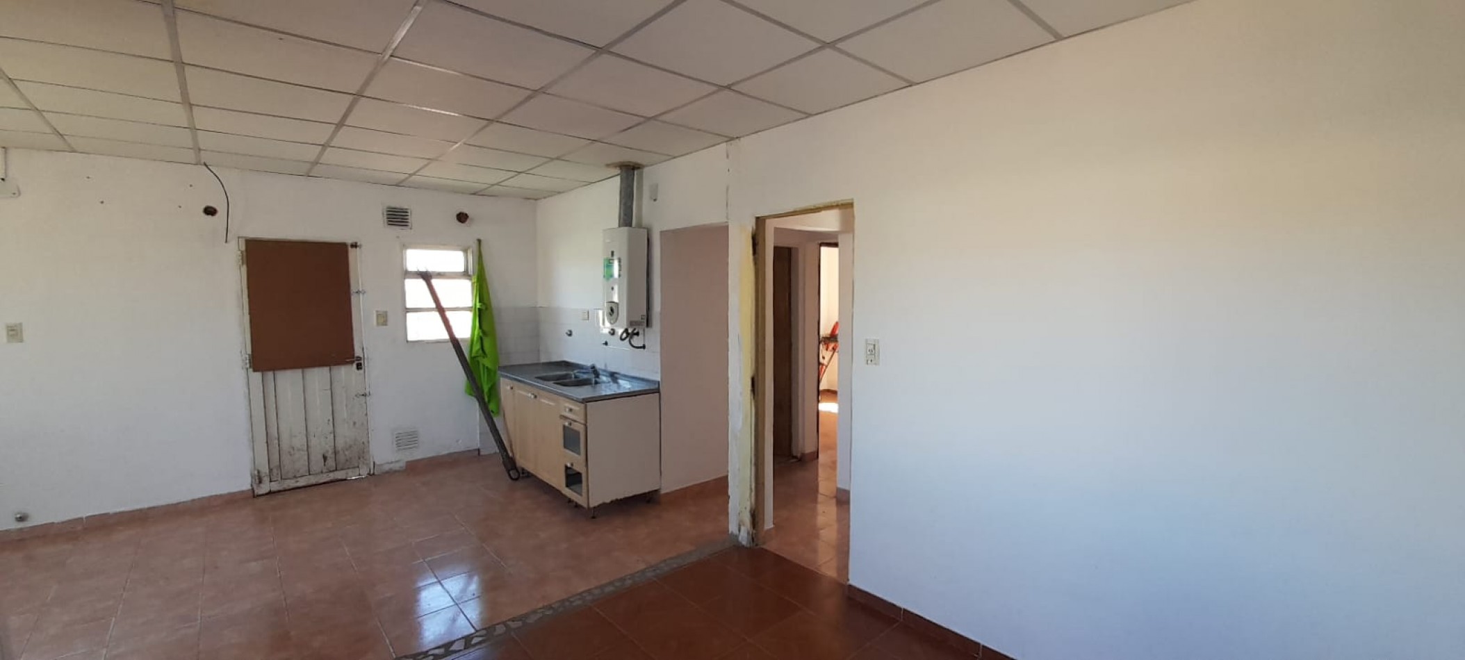 VENTA - CASA EN COLONIA AVELLANEDA