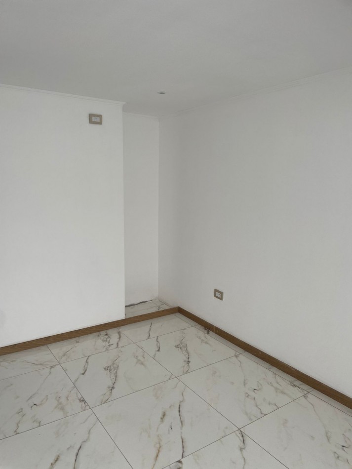 VENTA - DUPLEX 2 HABITACIONES - ZONA BLAS PARERA & CHURRUARIN