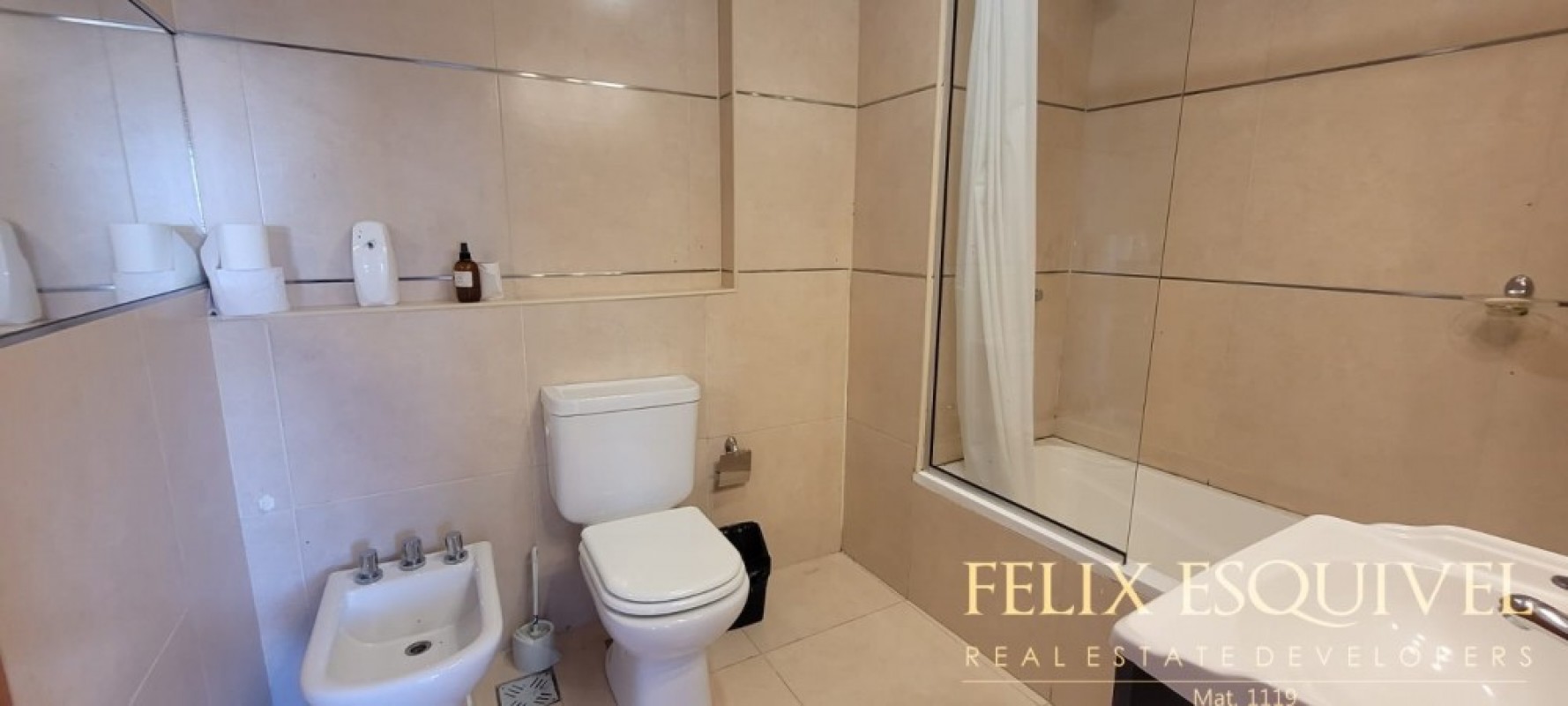 DEPARTAMENTO EN VENTA FRENTE AL PROXIMO SHOPPING