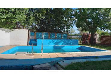 VENTA - QUINTA  2 HABITACIONES - SAUCE MONTRUL 