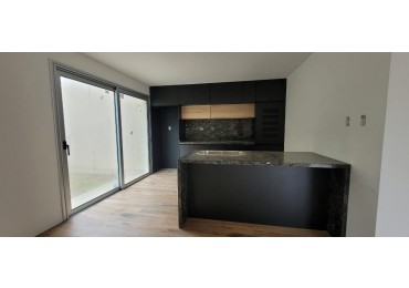 VENTA - CASA 4 HABITACIONES - BARRIO CERRADO TORTUGUITAS