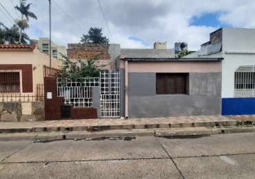 VENTA - CASA 3 HABITACIONES - DENTRO DE BULEVARES 
